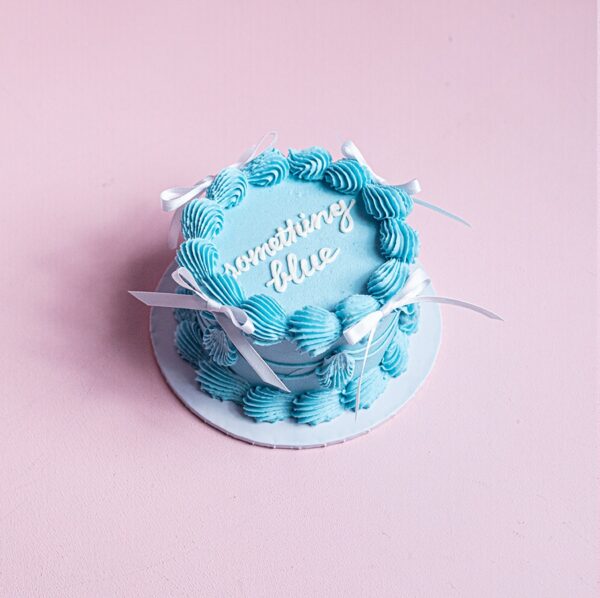 Giftable Mini Cake | Bowsome | Vegan