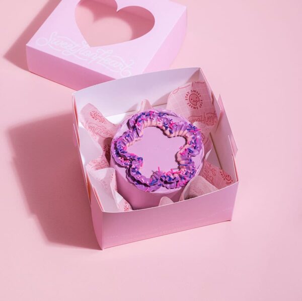 Giftable Mini Cake | Bloomini